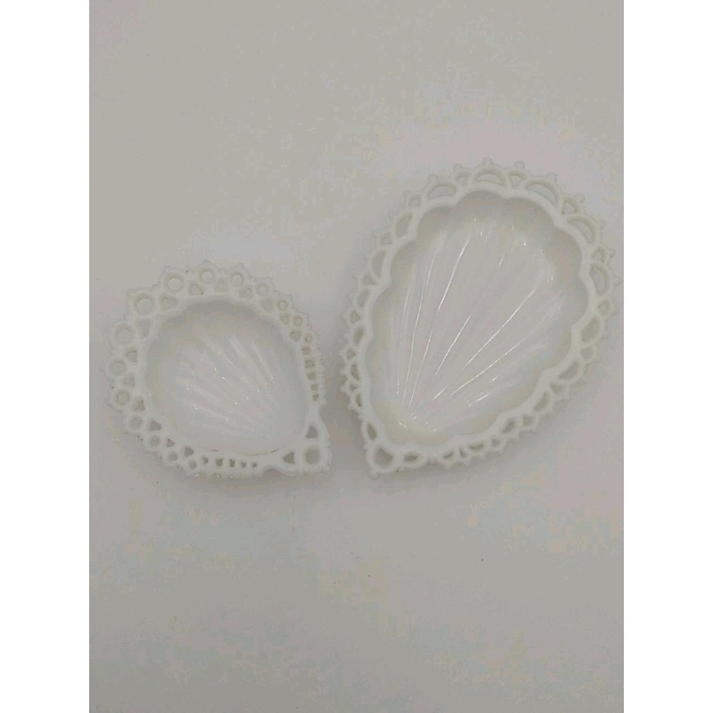 Vintage 2 Westmoreland Milk Glass, Footed Shell Trinket Dish W Scallop Lace Edge